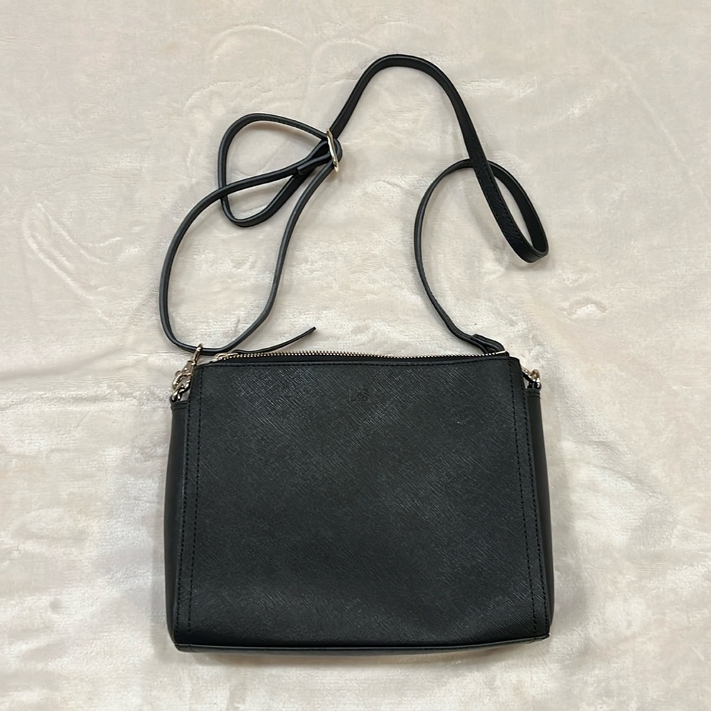 Lo and Sons Pearl Crossbody